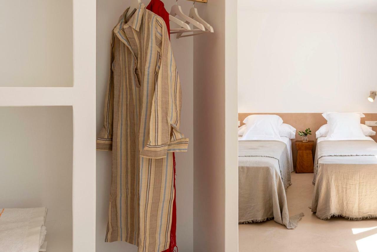 Noualt Otel Ferreries Dış mekan fotoğraf